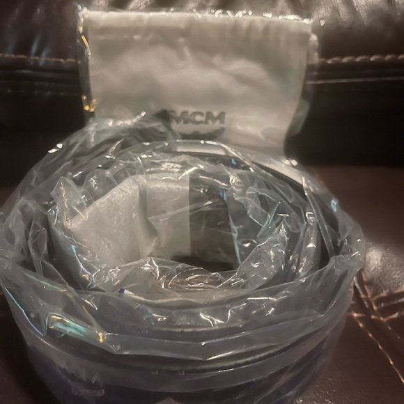 MCM unisex one size belt - Picture 7 of 7